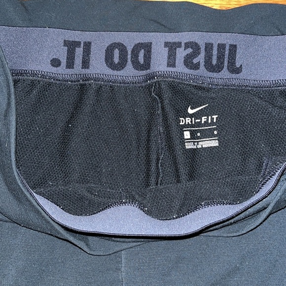 Nike sweatpants/joggers - Picture 7 of 11